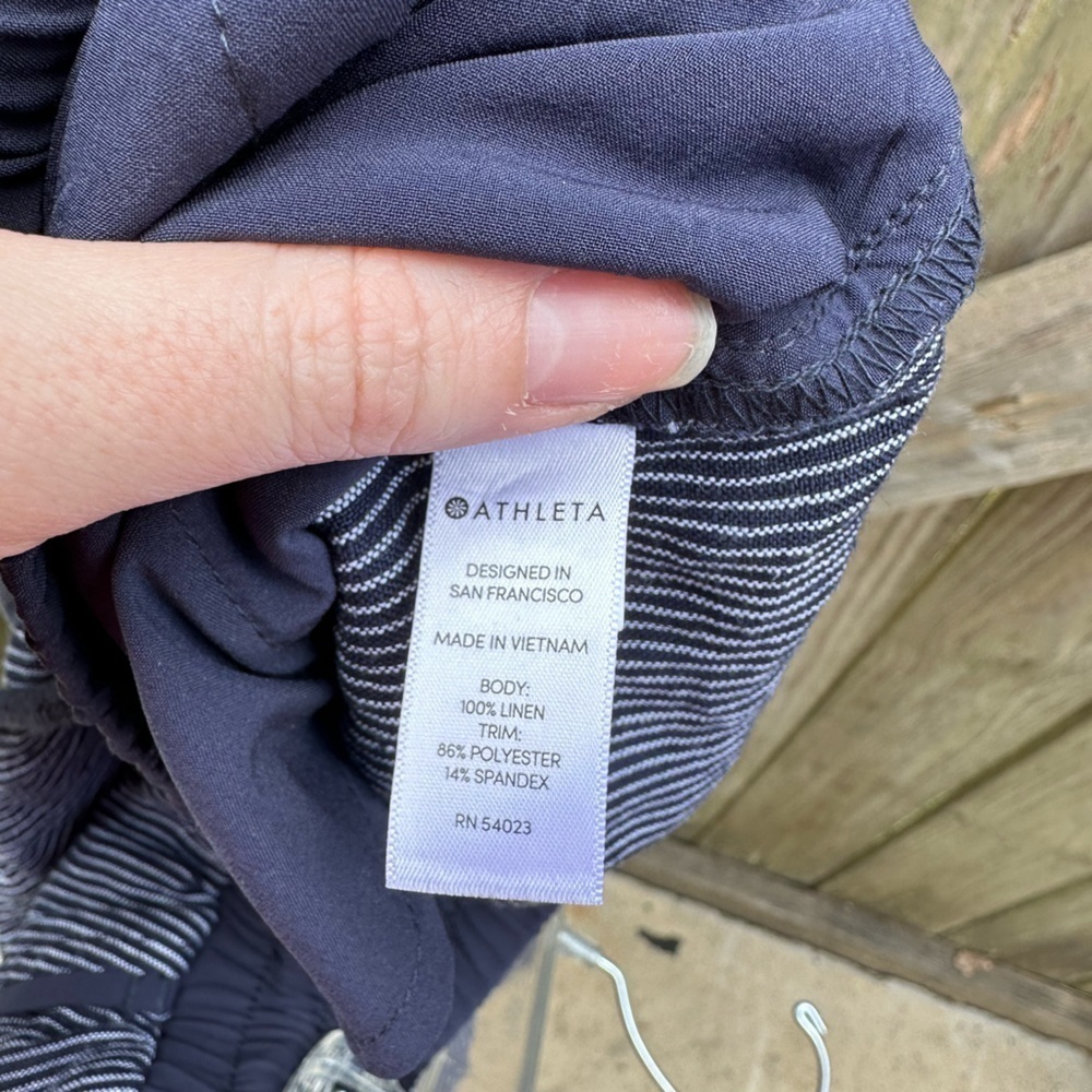 Athleta 100% Linen Striped Bali Relaxed Fit Jogger Ankle Pants in Navy White - Picture 3 of 11
